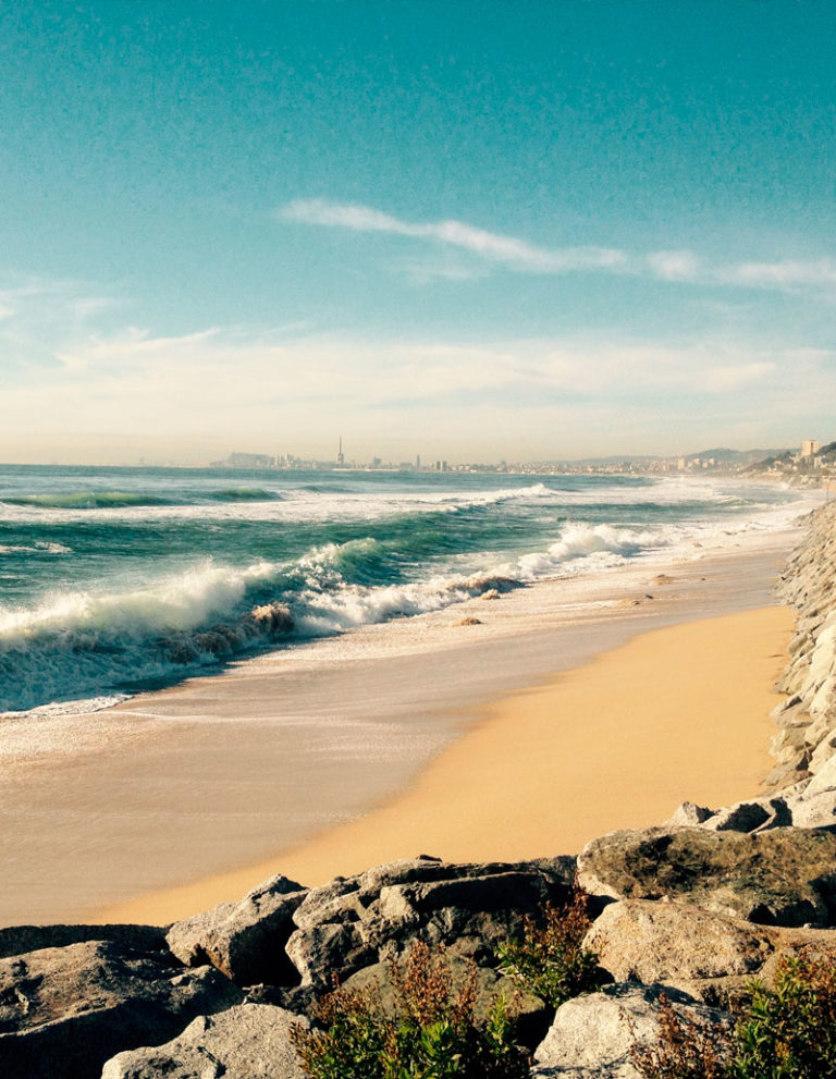 Ofertas de Hoteles en la Costa de Barcelona: Playa soleada en el Maresme