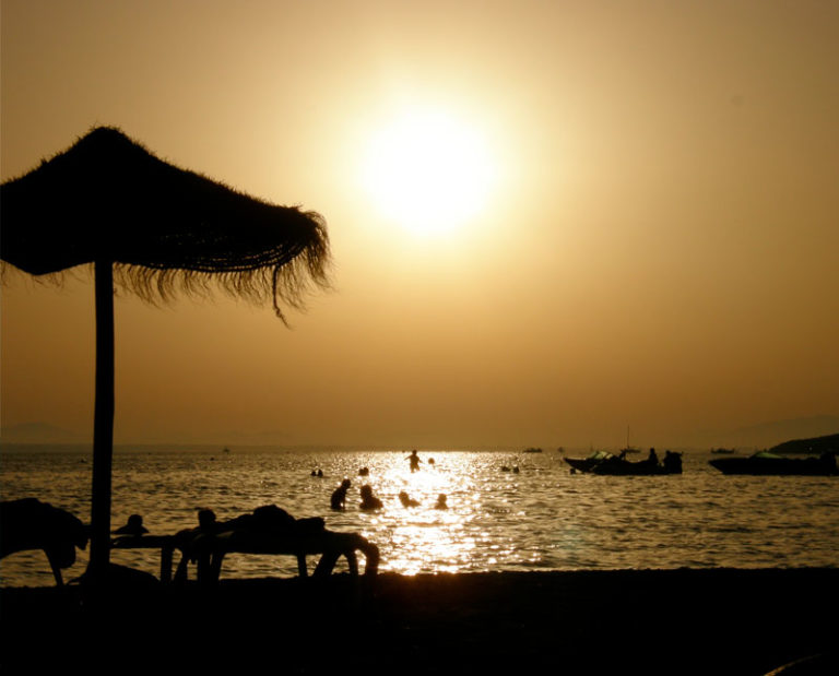 Ofertas de Hoteles en la Costa Cálida: Playa soleada en la Costa Cálida
